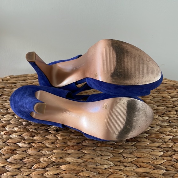 BCBG Suede Peep Toe Pumps (US 8.5) - Picture 7 of 9